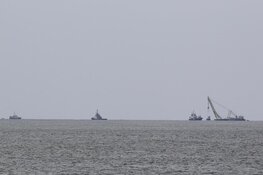 Gezonken Urker kotter Lummetje door bergingsbedrijf boven water gehaald