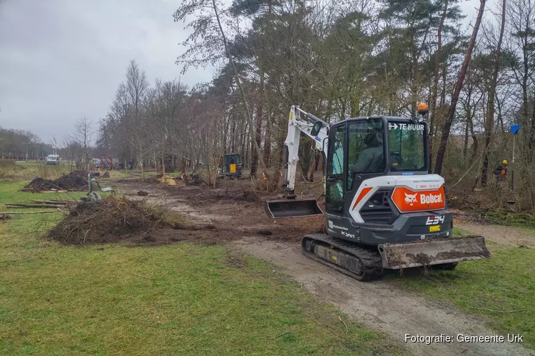 Groot onderhoud speelbos, Staartweg