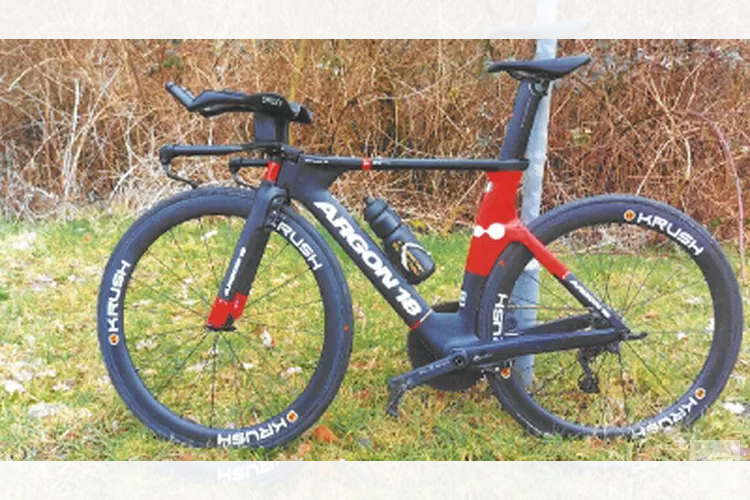 Getuigenoproep beroving van een racefiets