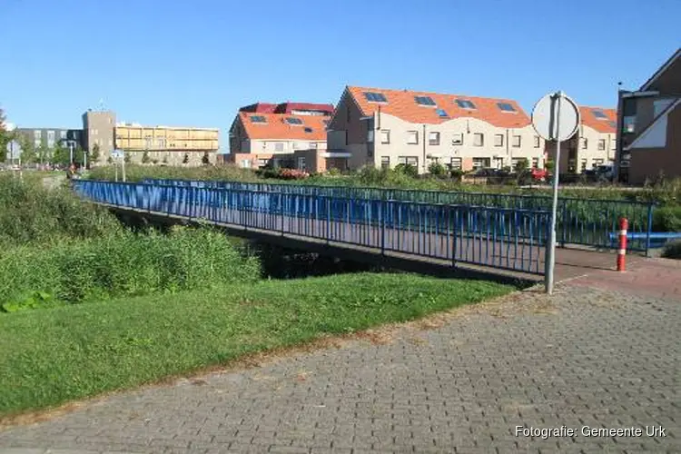 Reparatie fietsbrug Schotbalk