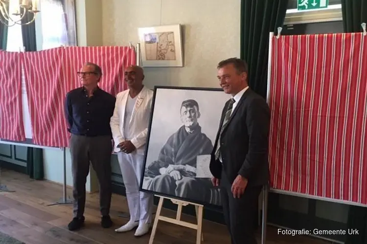 Schilderij Willem Arondeus overgedragen aan museum het Oude Raadhuis