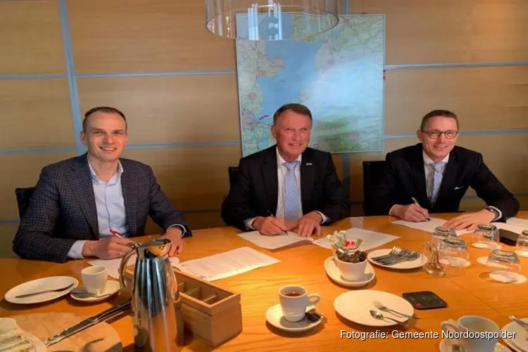 Ondertekening bestuursovereenkomst randweg Urk