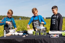 Opening Nationale Aardappelrooidag in beeld