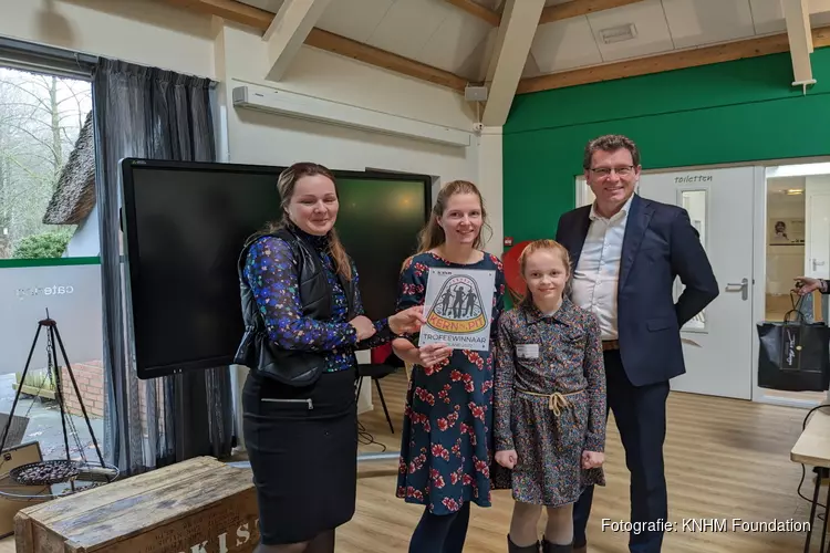 Speeltuin de Toppers beste bewonersinitiatief van Flevoland
