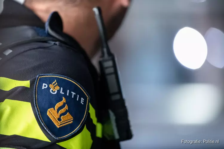 Gezocht: Woninginbraak De Sont Emmeloord