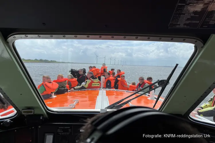 Genieten bij KNRM-station Urk tijdens reddingbootdag 2024