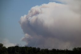 Grote bosbrand op schietkamp 't Harde. Rookwolken in meerdere provincies te zien!